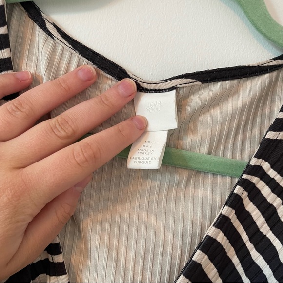 H&M Zebra Bodysuit - Picture 8 of 8